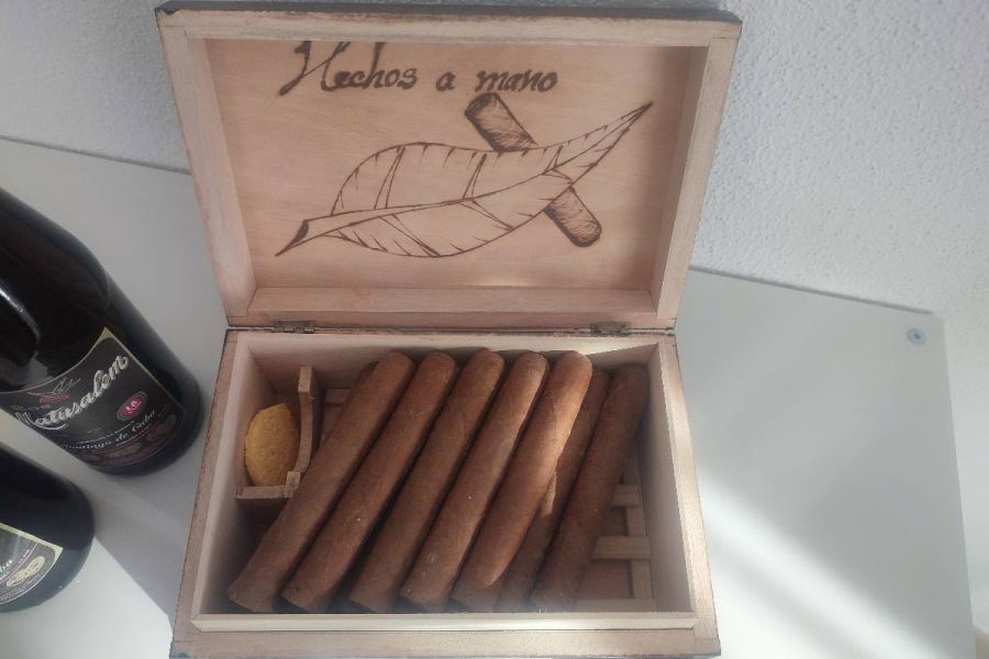 Original Rum und Zigarren aus Kuba - Bild 2