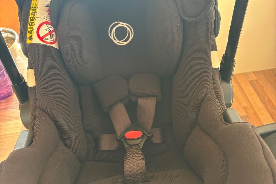 Babyschale mit Isofix - Bild 4