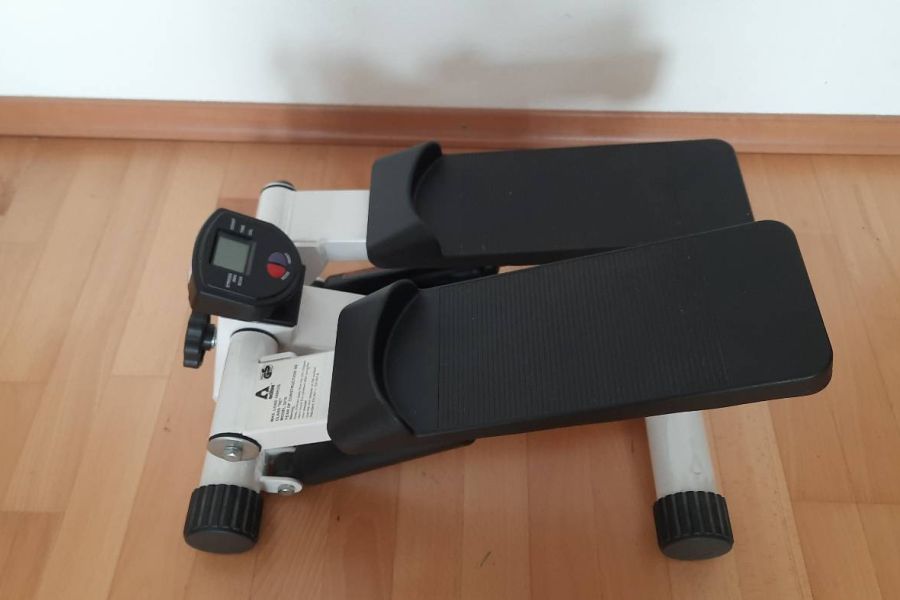 Neuwertiger Stepper - Bild 3