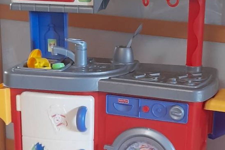 Verkaufe sehr wenig benutzte Spielküche l. Waschmaschine u Bügelbr - Bild 1