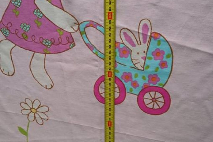 Kinderzimmer Dekoration Stoff mit Hasen als Tischdecke / Vorhang - Bild 4