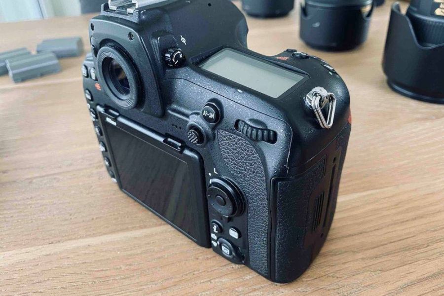 Nikon D850 Kamera Top Zustand 4 Akkus Ladegerät - Bild 4