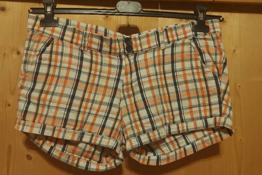 Secondhand: Kurze Hose (weiß, schwarz, rot kariert) - Bild 1