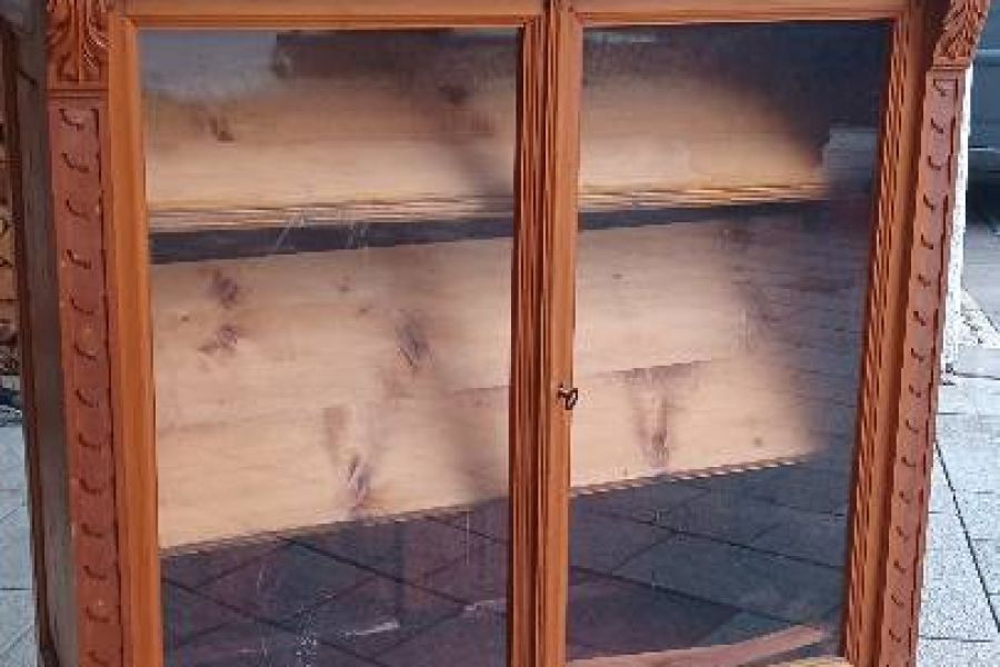 Vitrine  zu vergeben - Bild 1