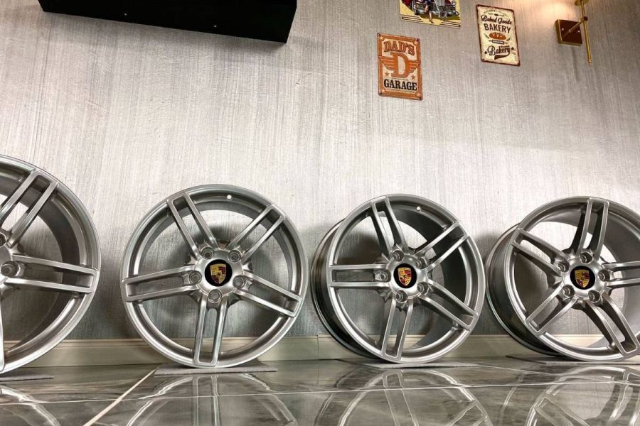 Porsche Carrera 911 991 Felgen 19“ 99136214603 99136214102 - Bild 4