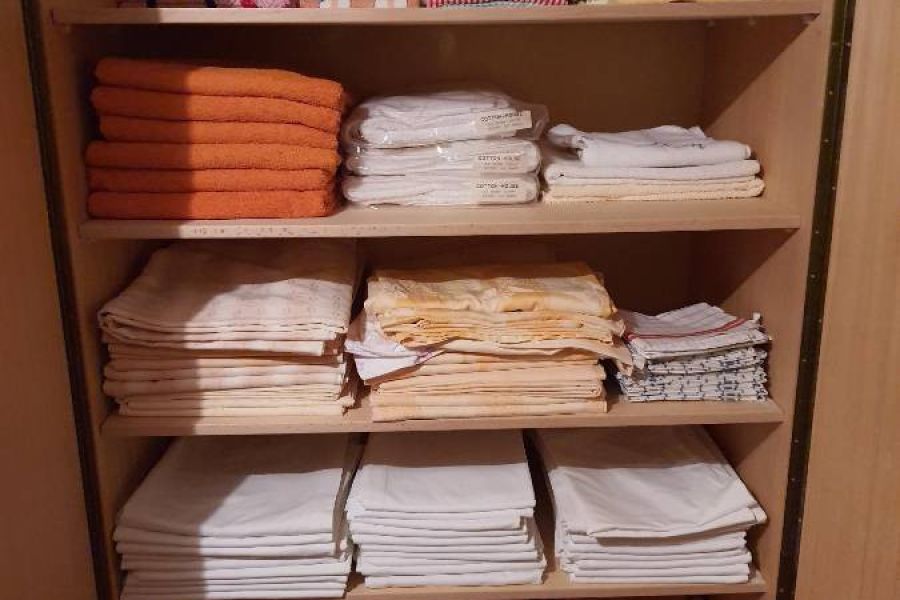 Bettwäsche, Badetücher abzugeben - Auflassung Zimmervermietung - Bild 1