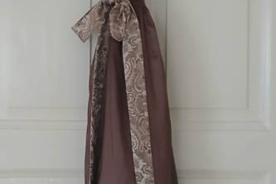 Dirndl Marke Gamsbock Gr. 42 - Bild 1
