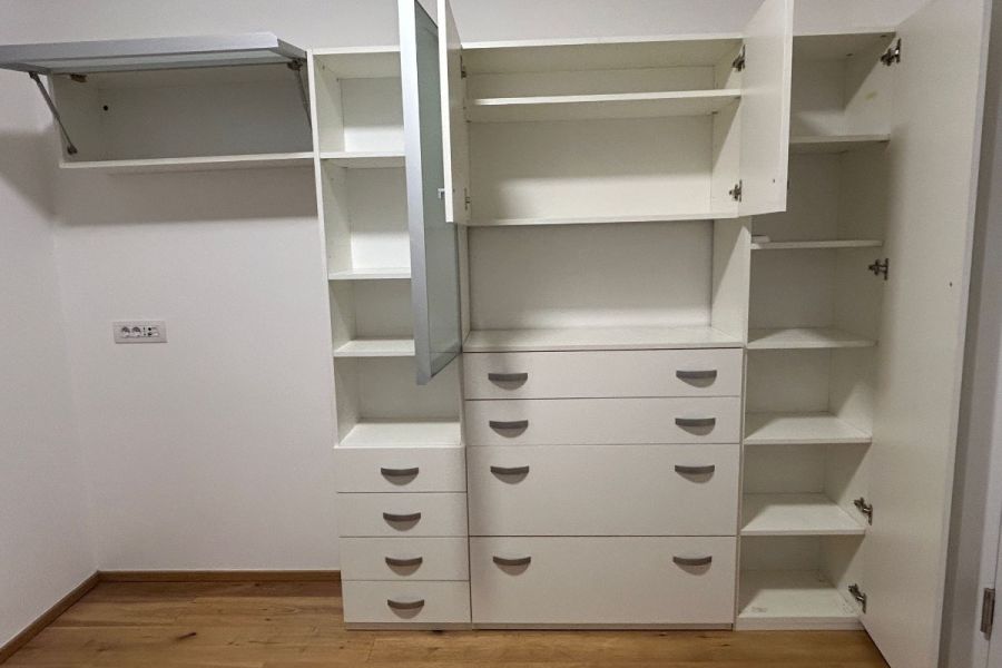 Verschenke kompletten Schrank - Bild 2