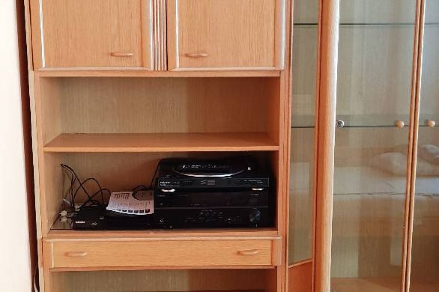 Wohnzimmerschrank groß und günstig - Bild 4