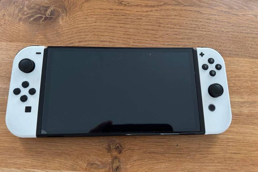 Nintendo switch oled - Bild 3