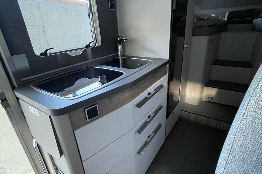 Wohnmobil Hymer Exsis T 580 - Bild 9