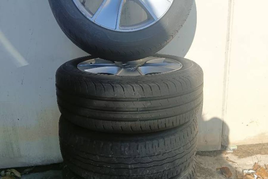 Sommerreifen mit Felgen - Bild 1