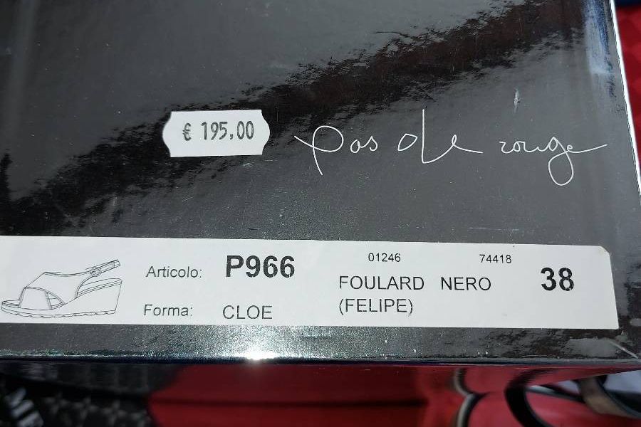 POS de rouge  Sommer Schuhe,  wie Neu gr  38,5 - Bild 3