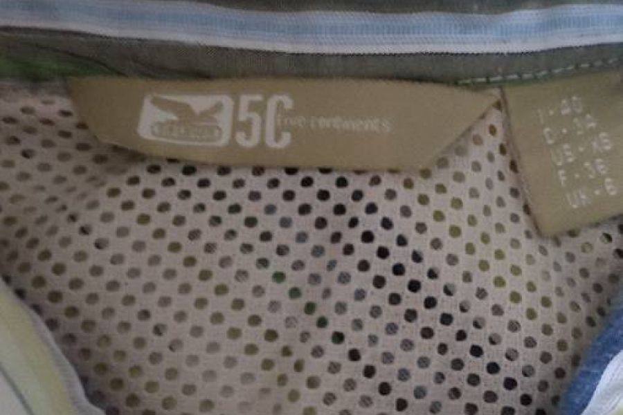 Atmungsaktive Bluse für Freizeit und Sport - Bild 2
