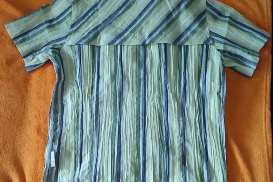 Atmungsaktive Bluse für Freizeit und Sport - Bild 3