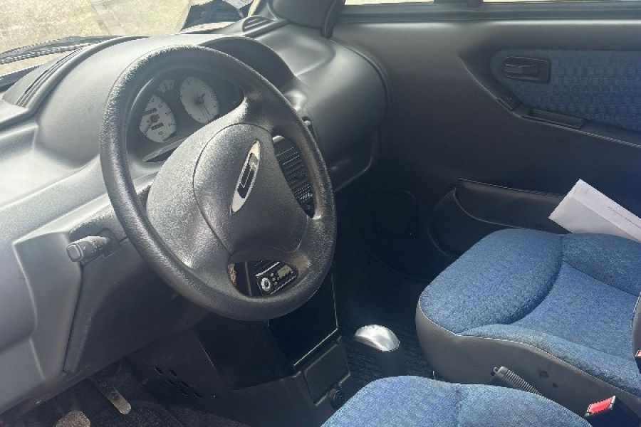 gebrauchtes Moped-Auto zu verkaufen - Bild 4