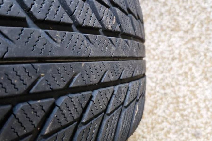 4 Alufelgen BMW 16" mit Winterreifen Bridgestone 205/60R16 92H - Bild 2