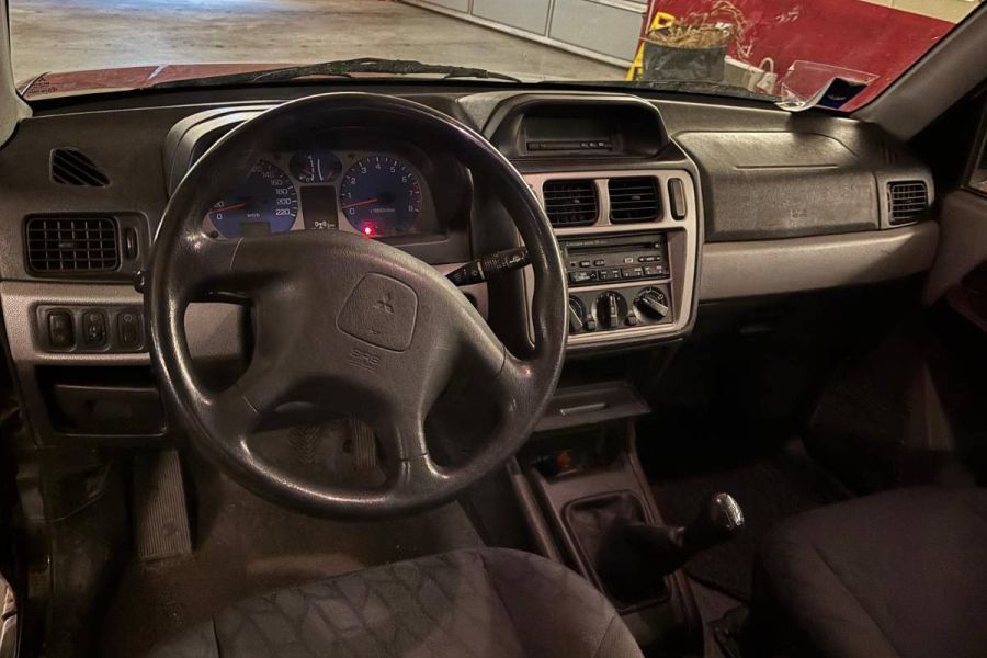 Mitsubishi, Pajero Pinin - Bild 4