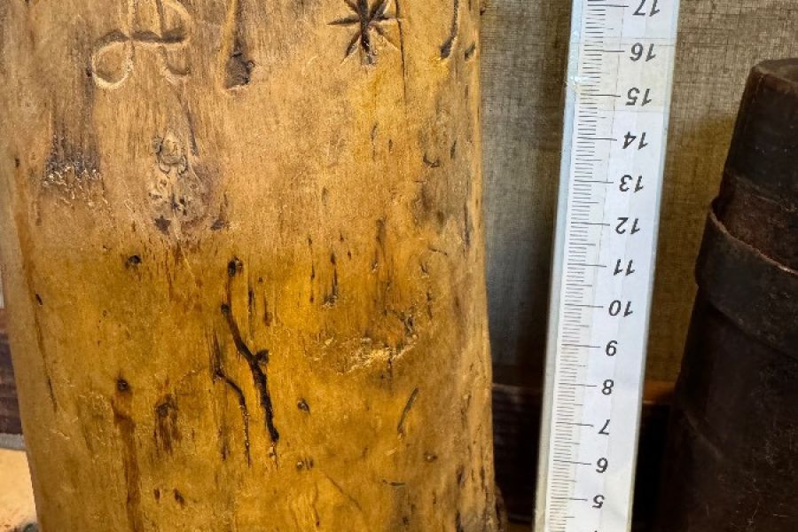 Holzmörser und Holzbehälter datiert   1798 - Bild 4