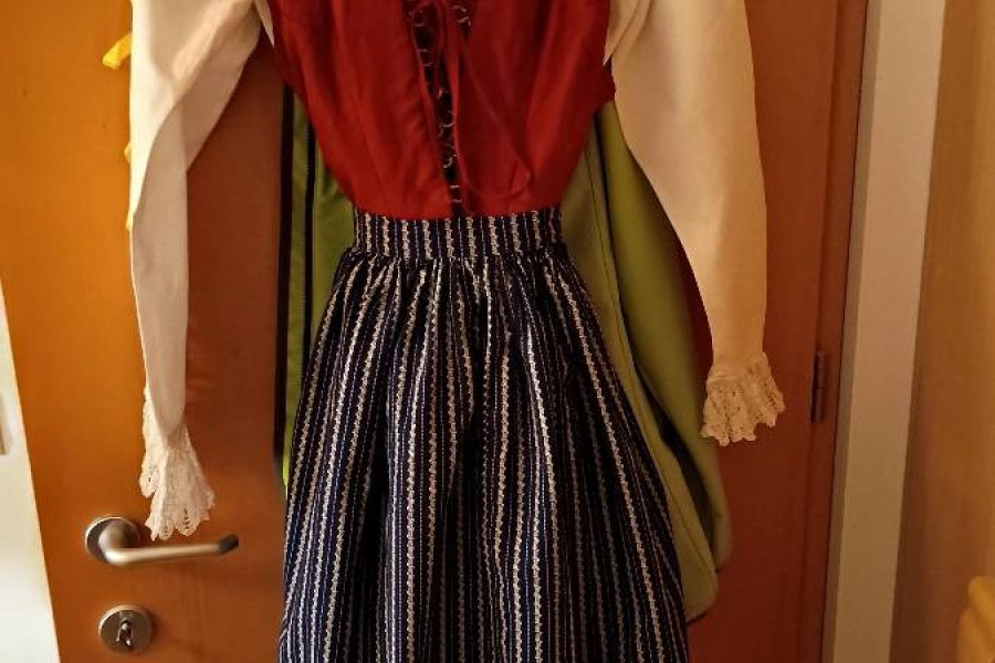 Meraner Dirndl - Bild 1