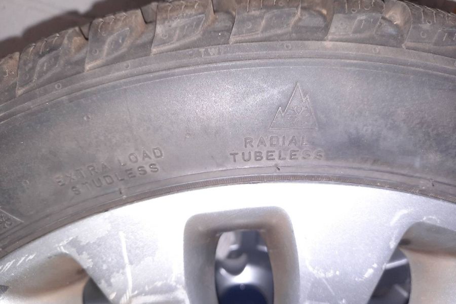 Alu-Felgen, Winterreifen - Bild 5