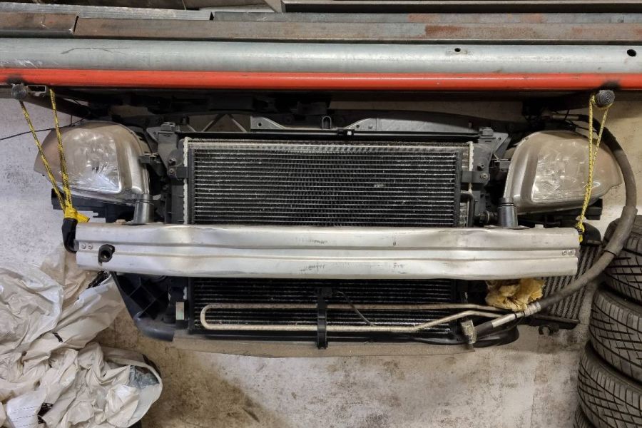 Audi A4 B7 8E Schloßträger inkl. alle Kühler - Bild 2