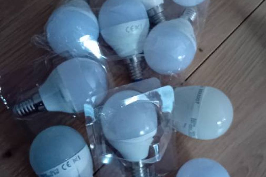 Led Glühbirnen und Strahler - Bild 1