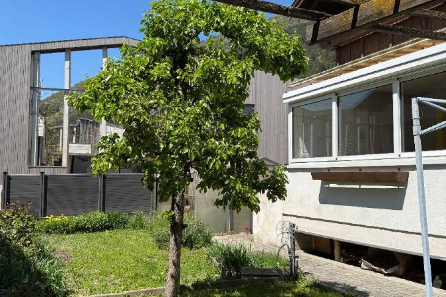 Doppelhaushälfte mit 5 Zimmer und großen Garten zu verkaufen - Bild 5