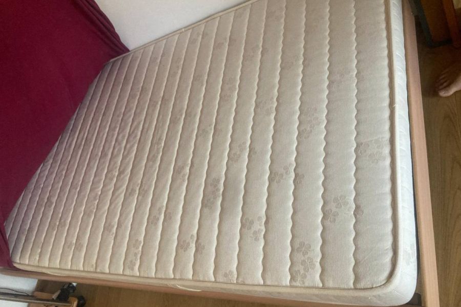 Neuwertiges Bett - Bild 3