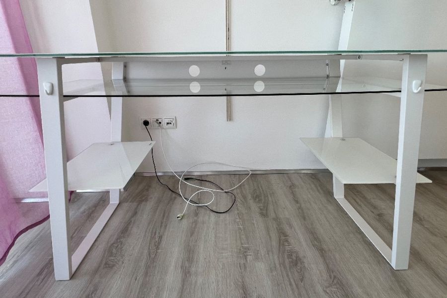 Moderner Schreibtisch mit Glasplatte 140x60cm - Bild 3