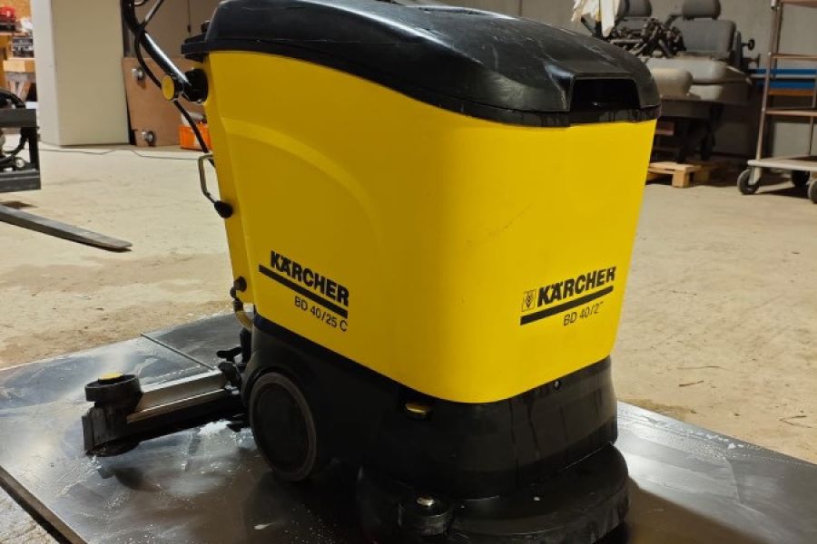 Kärcher Scheuersaugmaschine BD 40/25 C – Top Zustand - Bild 3