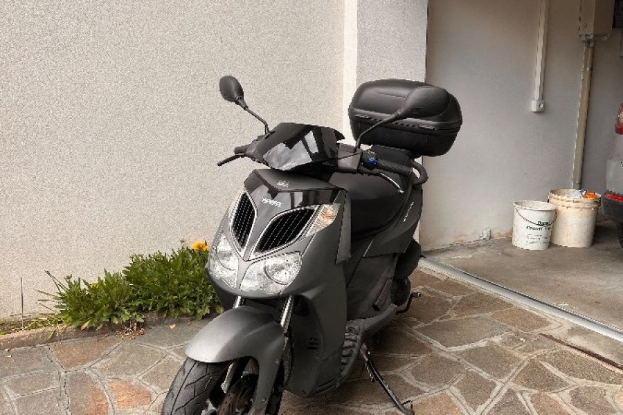 Aprilia Sportcity 200 - Bild 1
