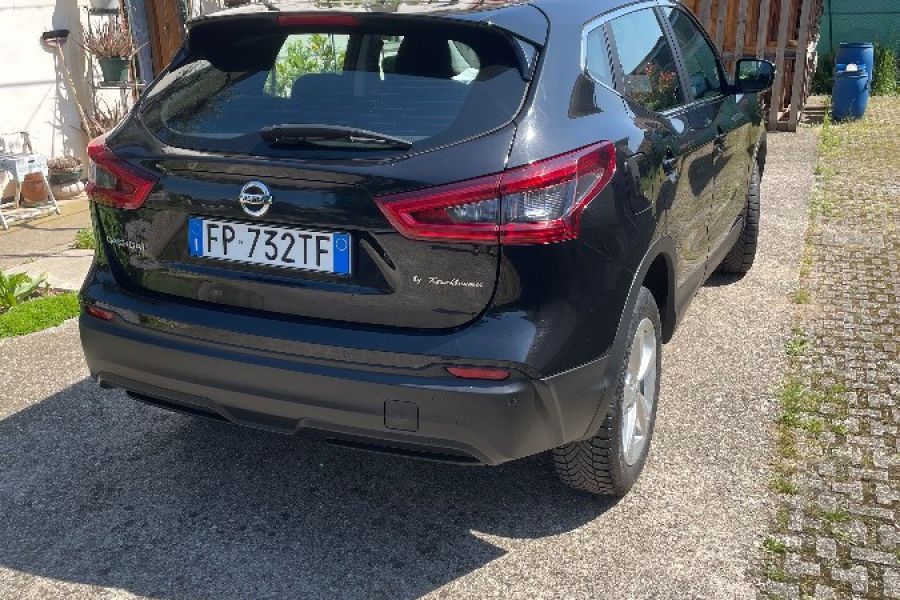 Nissan Qashqai 1600 Diesel 4x4 - Bild 3