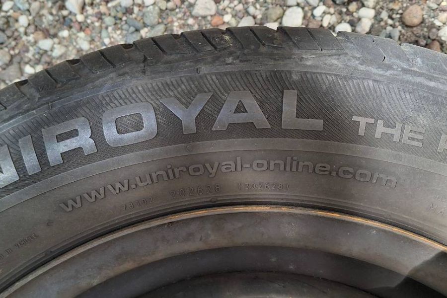 4 Stahlfelgen mit Sommerreifen 185/60R 14H Uniroyal RainExpert - Bild 4