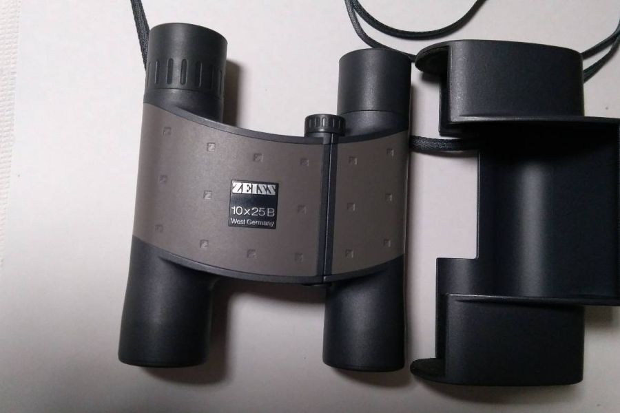 Fernglas Zeiss Mod.: 10× 25B T*P* - Bild 1