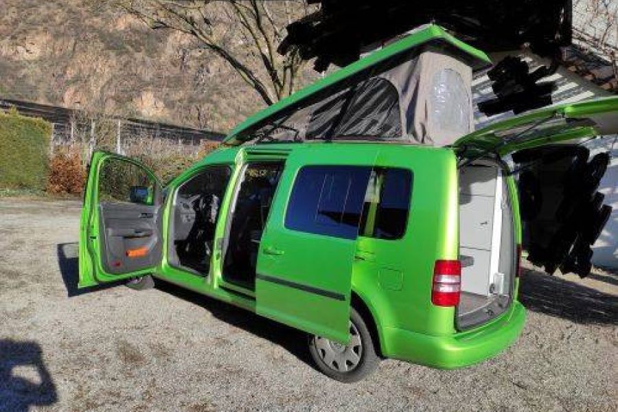 VW CADDY MAXI 2.0 TDI 4MOTION - Bild 1