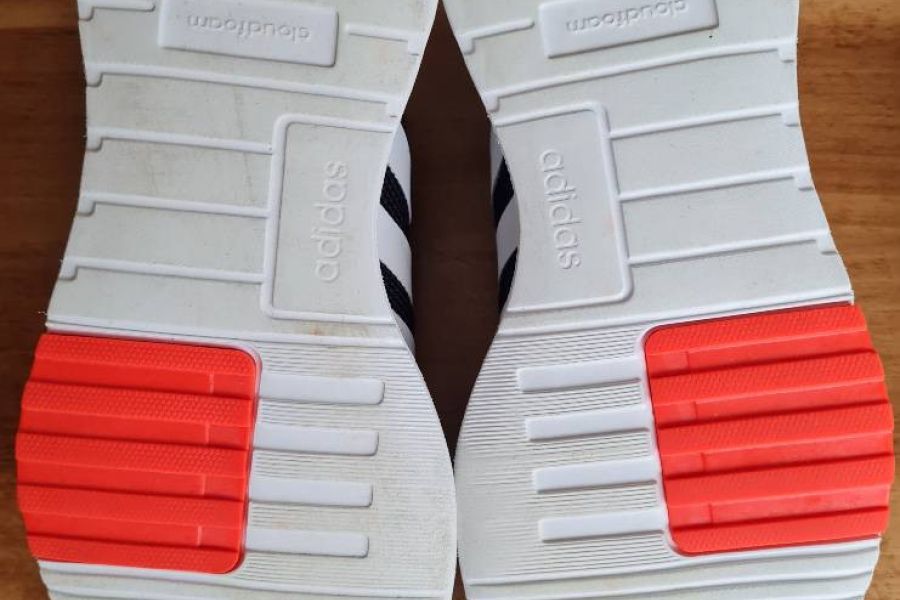 Turn- Freizeitschuh Adidas Cloudfoam - Bild 2