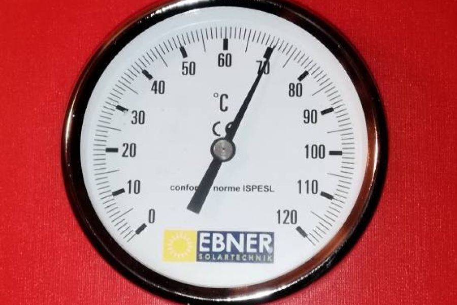 Solarthermie-Anlage (Wassertank, Solarpanels, Hydraulik, Steuerung) - Bild 3