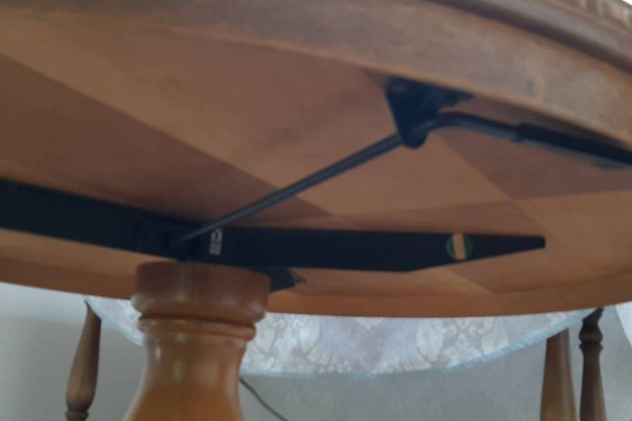 Tisch, rund und höhenverstellbar - Bild 5