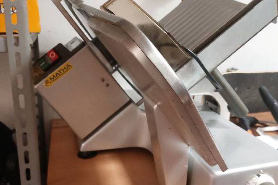 GASTRO Aufschneidemaschiene ohne Sicherheitsarm zu verkaufen - Bild 3