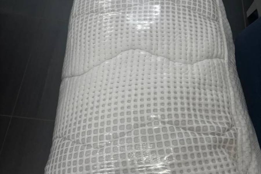 Matratze 170x195 cm in sehr gutem Zustand - Bild 1