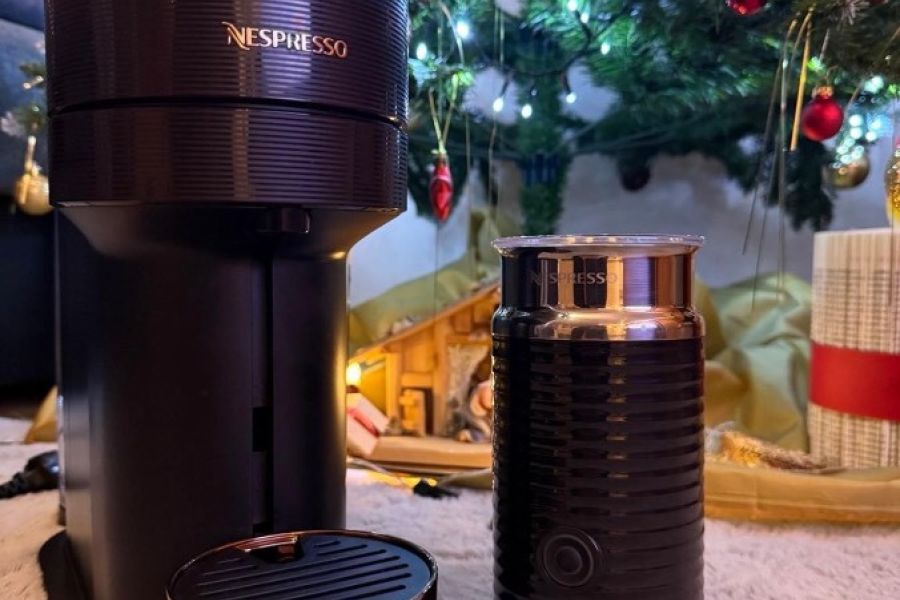 Nespresso Kabsel Kaffeemaschine mit Milchschäumer - Bild 1