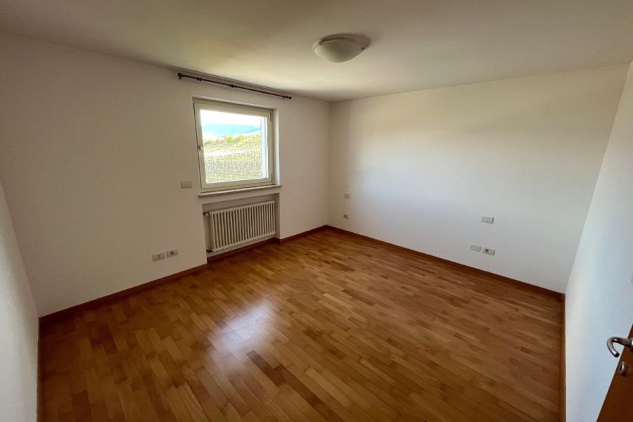 SCHOENE WOHNUNG IN GIRLAN/SCHRECKBICHL ZU VERMIETEN - Bild 3