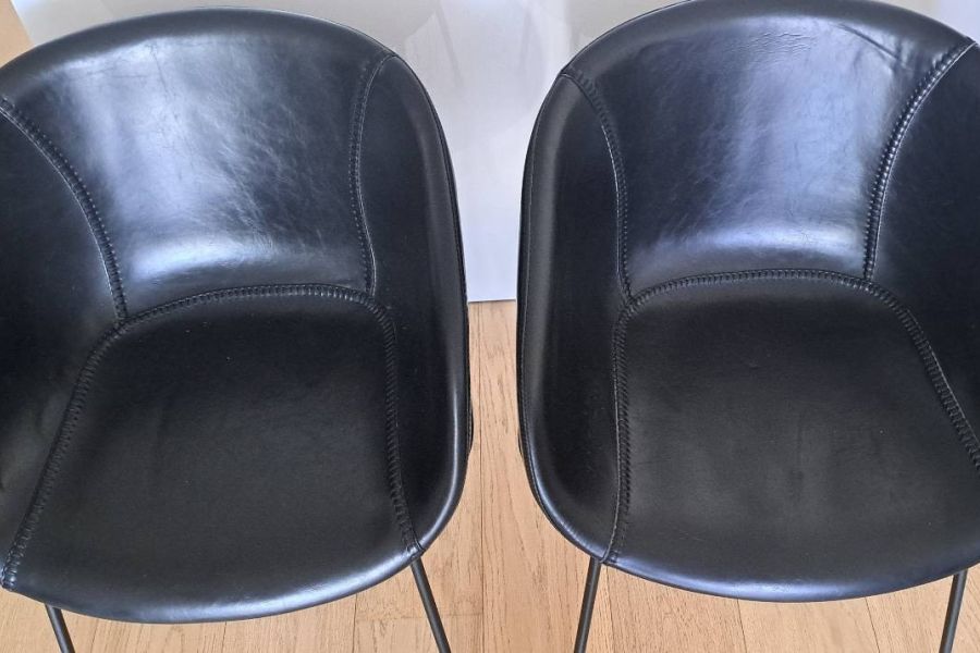 Zwei - Zuiver Feston Esszimmer-, Armlehnstühle – schwarz - PU Leder - Bild 1