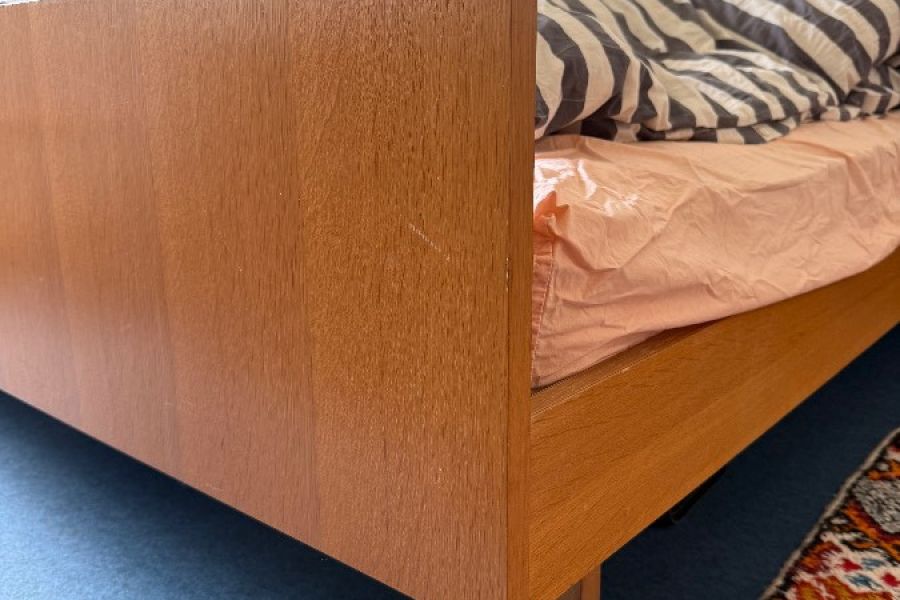 Zwei Betten 2m breit abzugeben - Bild 2
