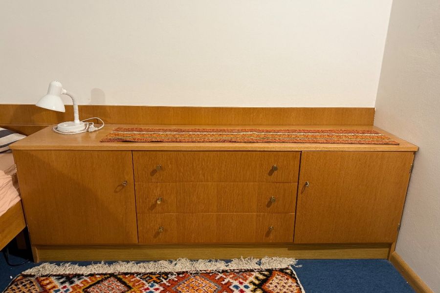 Sideboard / Kommode abzugeben - Bild 1