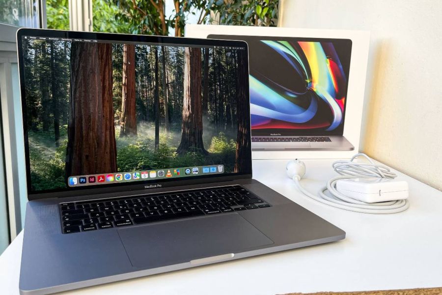 Apple MacBook Pro 2019 16 Zoll i9 32GB 512GB guter Zustand + Schachtel - Bild 1