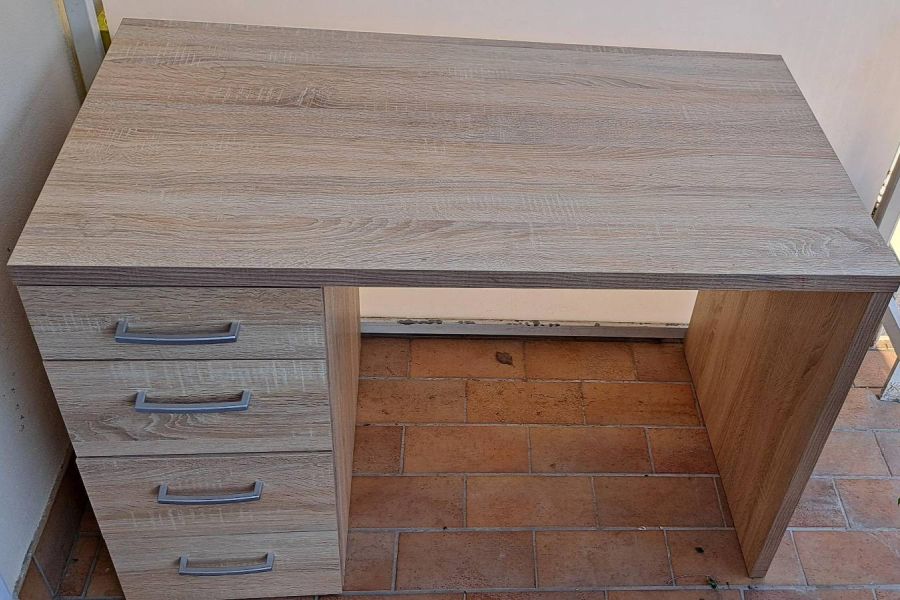 Schreibtisch von Möbel Planer für Selbstabholer - Bild 1
