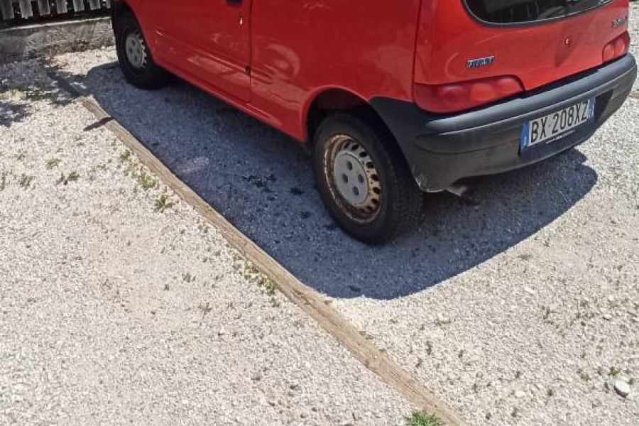 FIAT 600 günstig ab zu geben - Bild 2