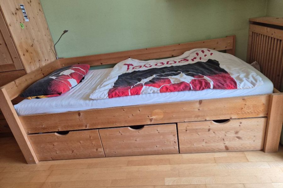 Einzelbett in Holz - Bild 2